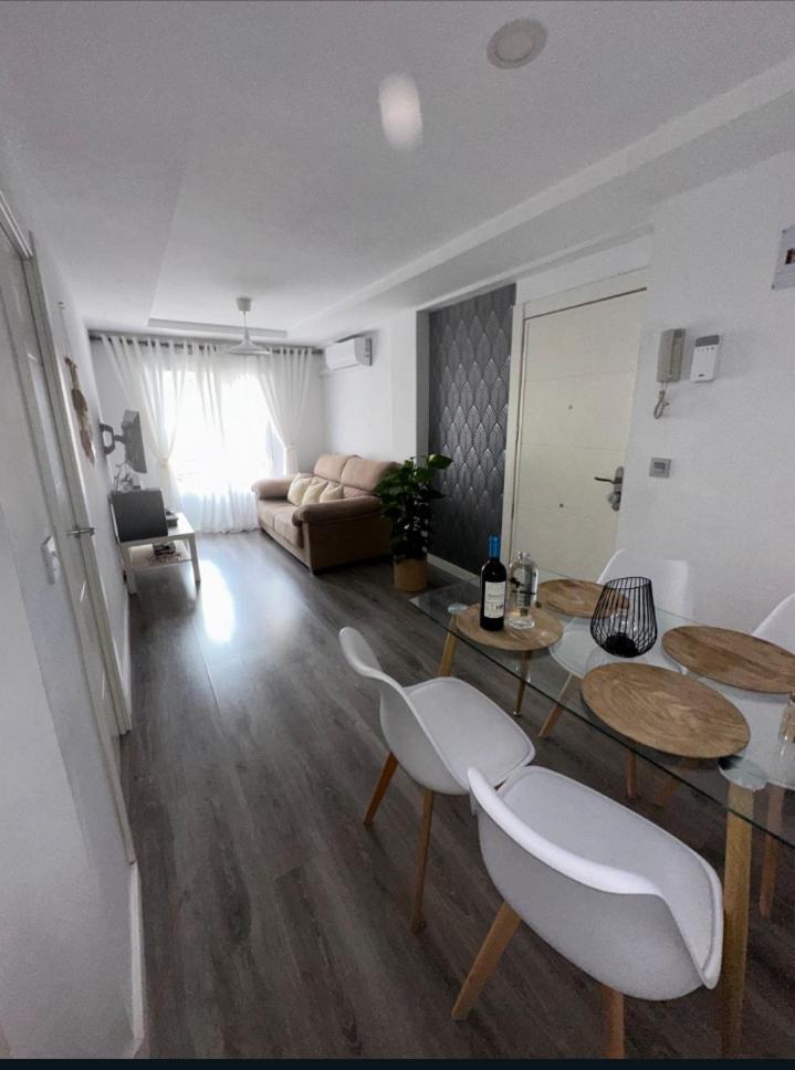 Apartamento Cerca Del Pilar سرقسطة الغرفة الصورة