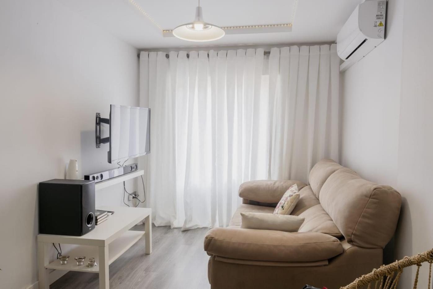 Apartamento Cerca Del Pilar سرقسطة المظهر الخارجي الصورة